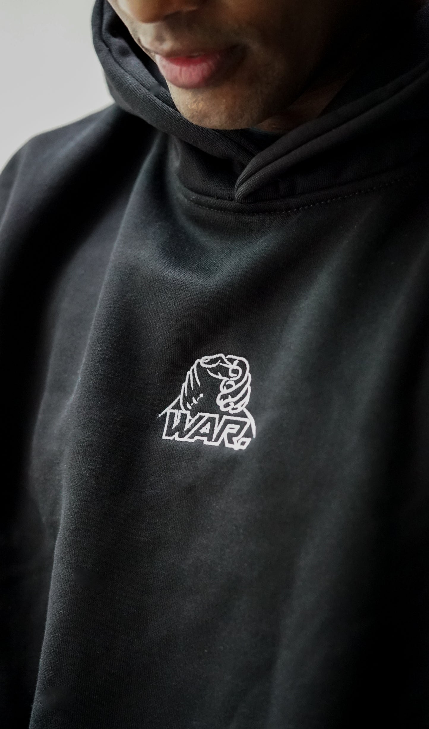 INTERNATIONAL OVERSIZED HOODIE