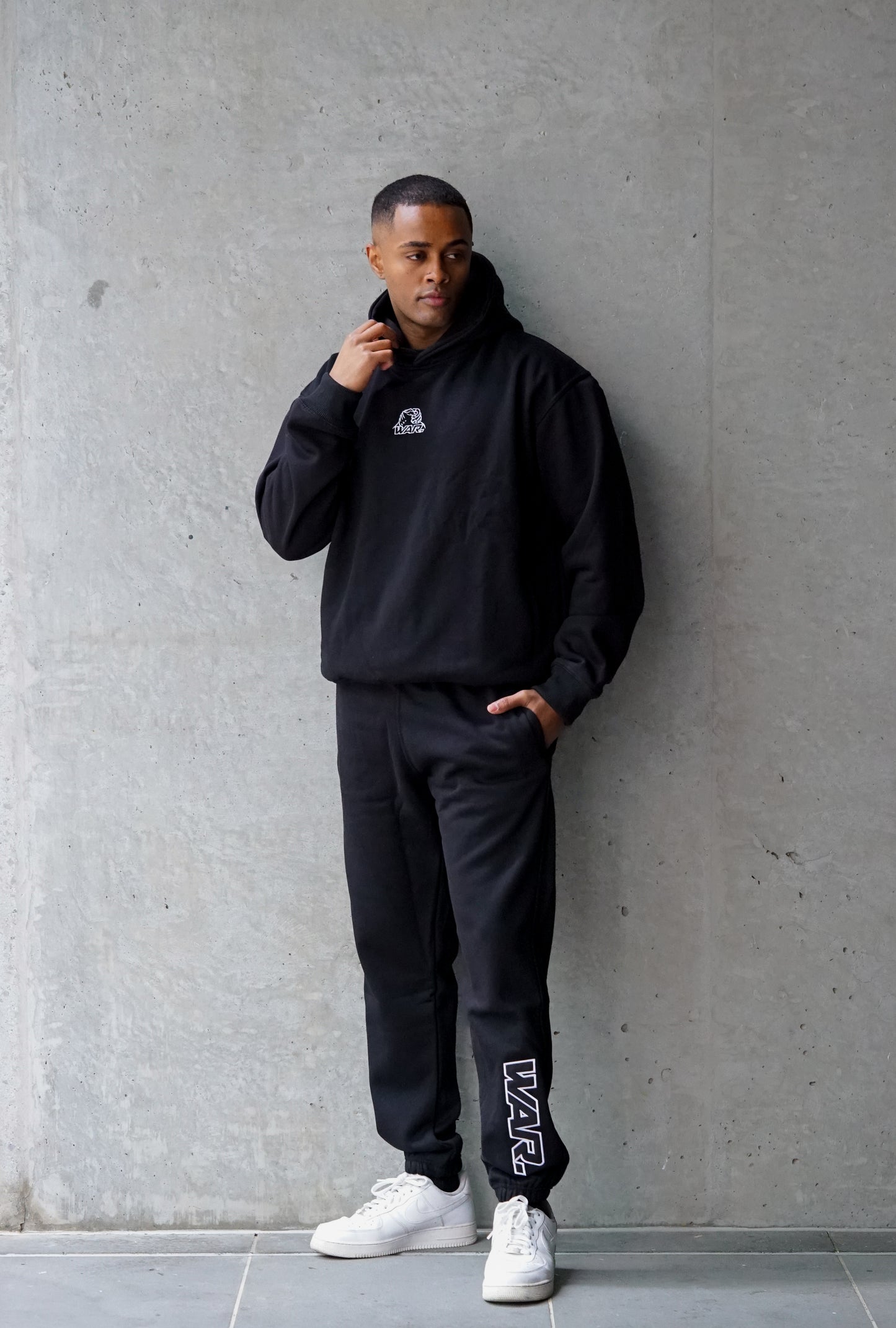 INTERNATIONAL OVERSIZED HOODIE